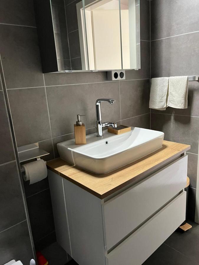 Moderne, Ruhige Ferienwohnung , Ideal Zum Abschalten Hadamar المظهر الخارجي الصورة
