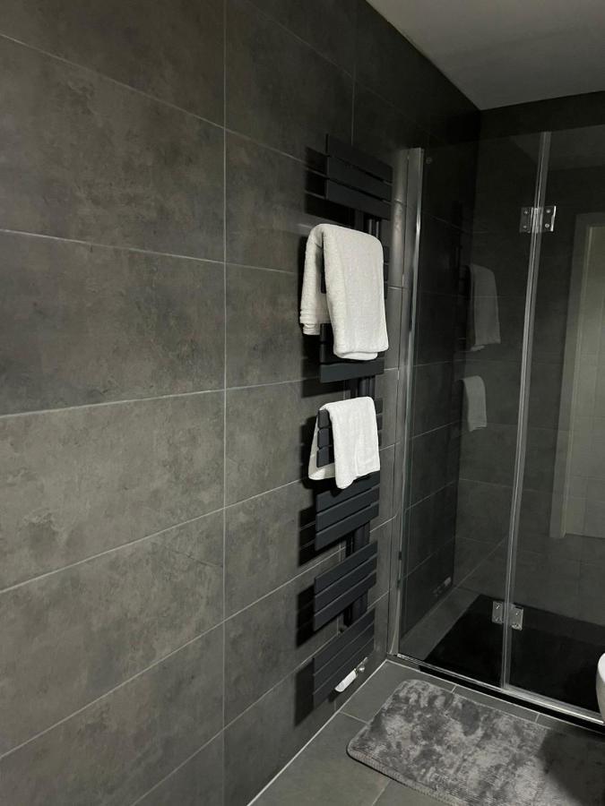 Moderne, Ruhige Ferienwohnung , Ideal Zum Abschalten Hadamar المظهر الخارجي الصورة