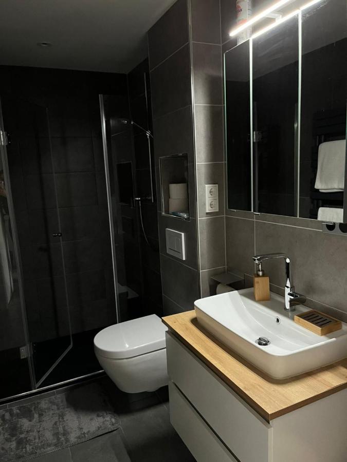 Moderne, Ruhige Ferienwohnung , Ideal Zum Abschalten Hadamar المظهر الخارجي الصورة