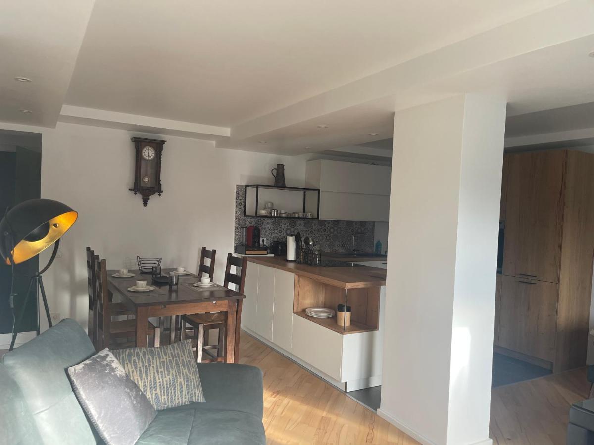 Moderne, Ruhige Ferienwohnung , Ideal Zum Abschalten Hadamar المظهر الخارجي الصورة